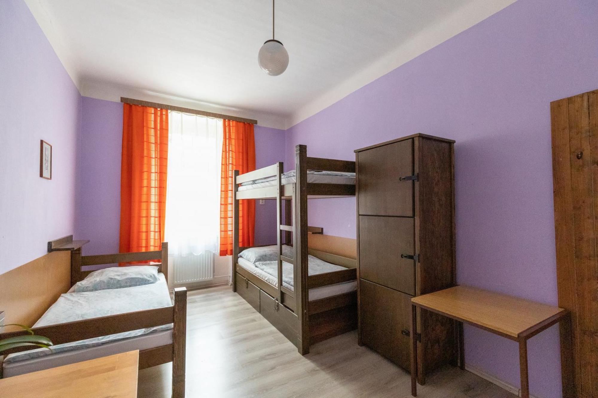 Hostel Dakura Prag Værelse billede