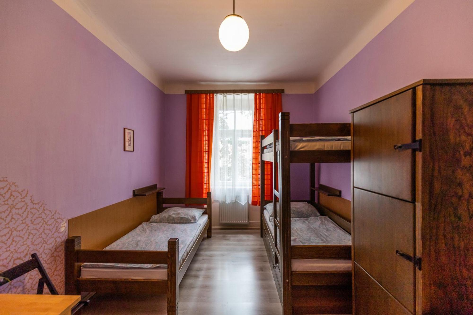 Hostel Dakura Prag Værelse billede