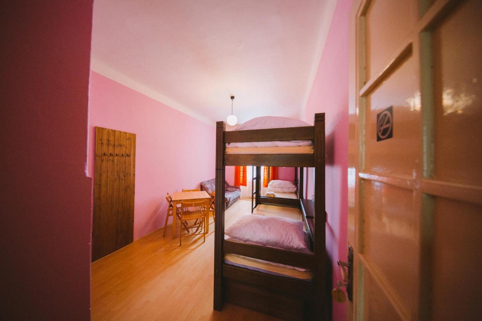 Hostel Dakura Prag Eksteriør billede